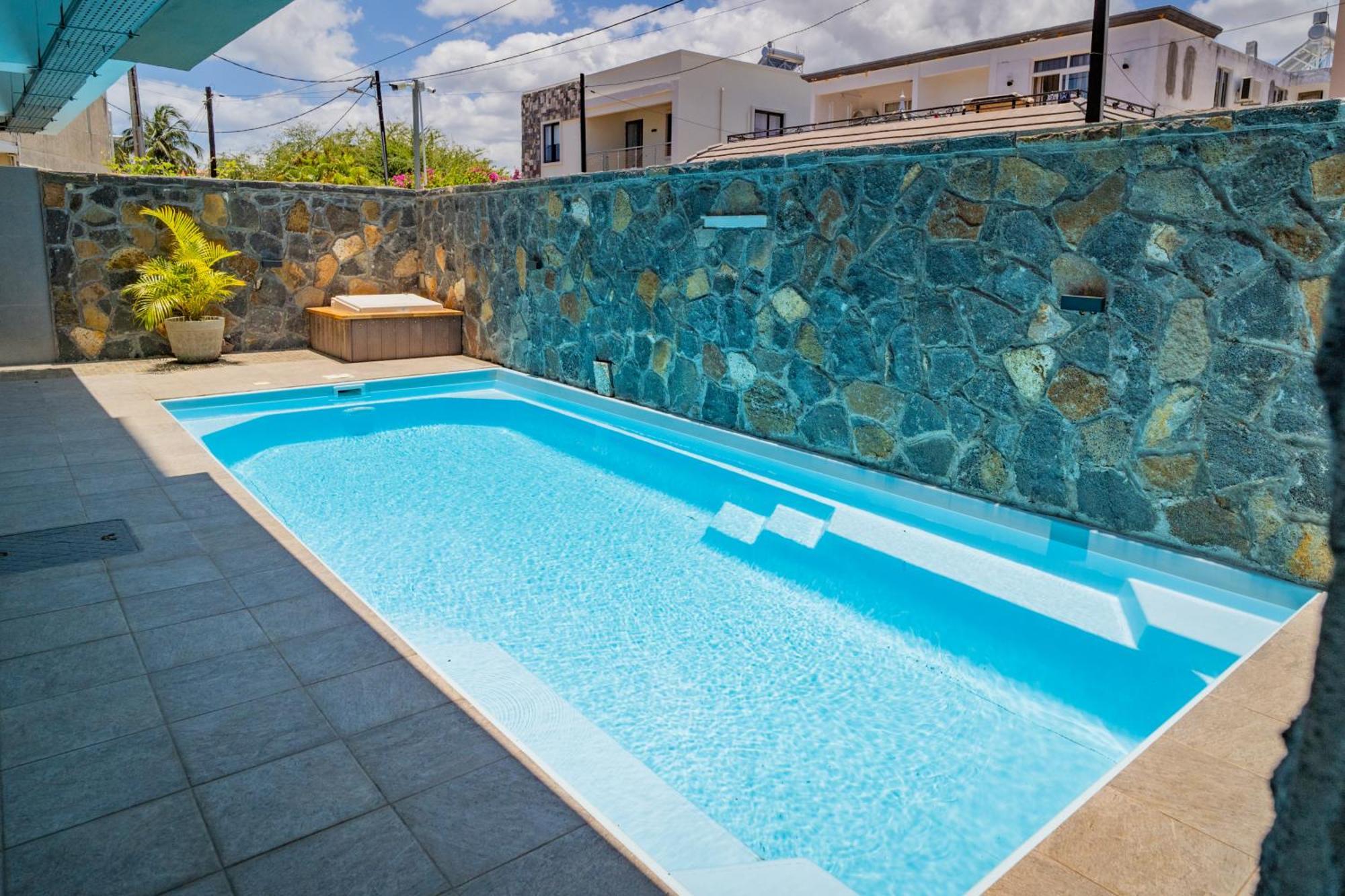 Driftwood Beach Apartment "Oasis In Paradise" Flic-en-Flacq Екстериор снимка